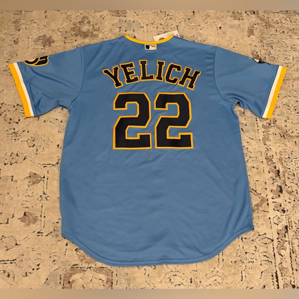 Nike Authentic Milwaukee Brewers City Connect Yelich #22 Jersey Men’s Size: L - Picture 1 of 7